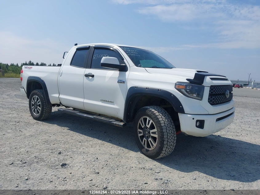 2020 TOYOTA TUNDRA