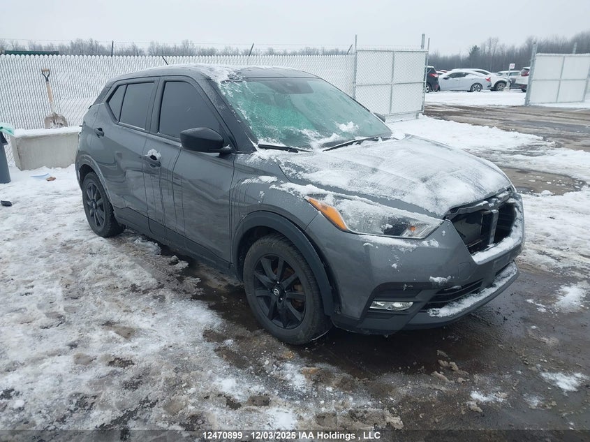 2020 NISSAN KICKS S