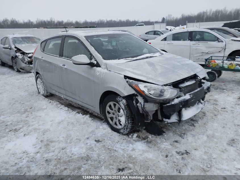 2014 HYUNDAI ACCENT GL
