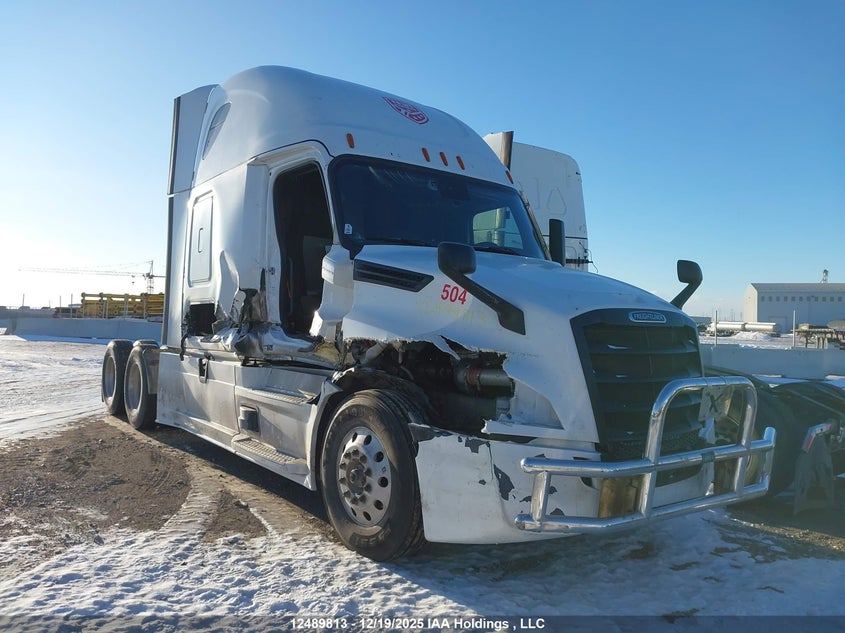 2021 FREIGHTLINER CASCADIA 126