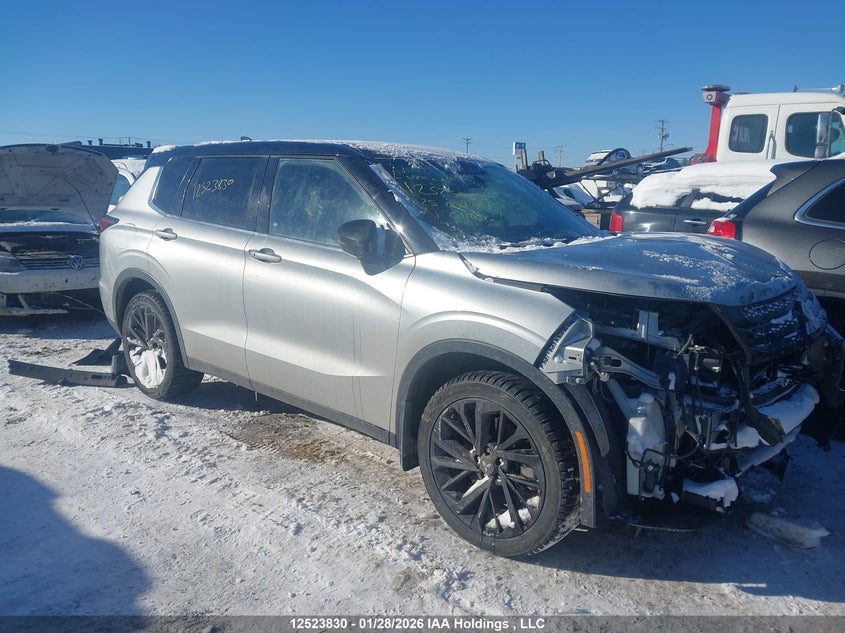 2023 MITSUBISHI OUTLANDER LE/LE PREMIUM/NOIR/SE/SEL