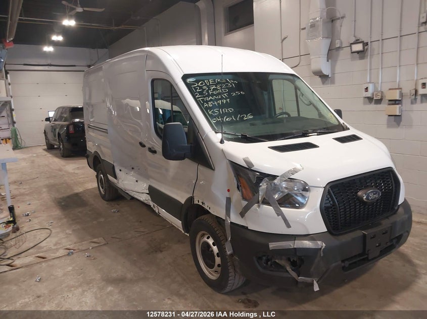 2025 FORD transit t-250