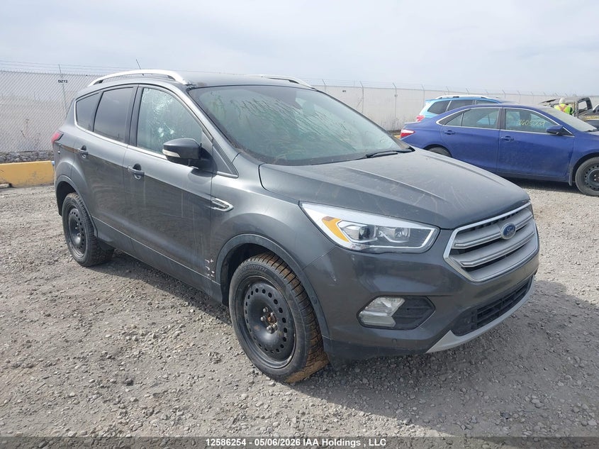 2019 FORD ESCAPE TITANIUM