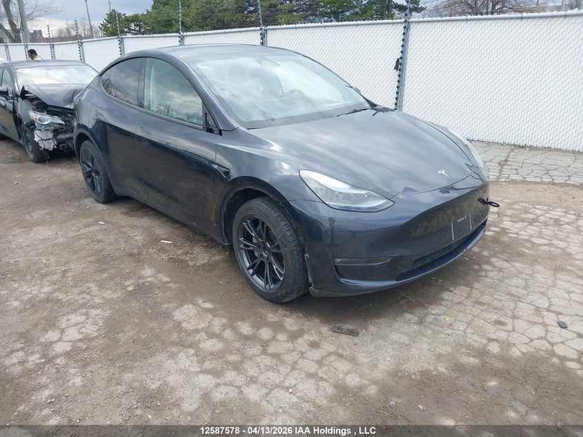2025 TESLA MODEL Y LONG RANGE