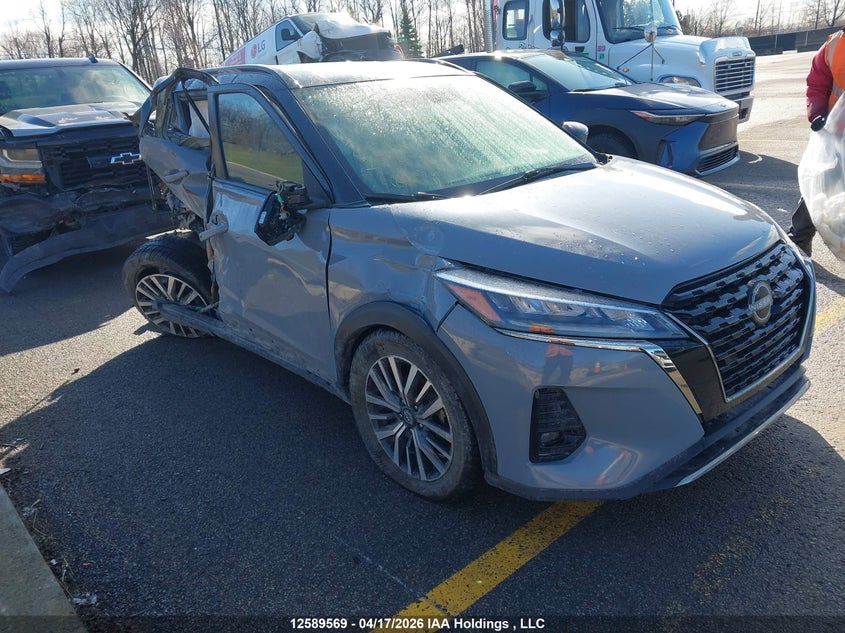 2023 NISSAN KICKS SR