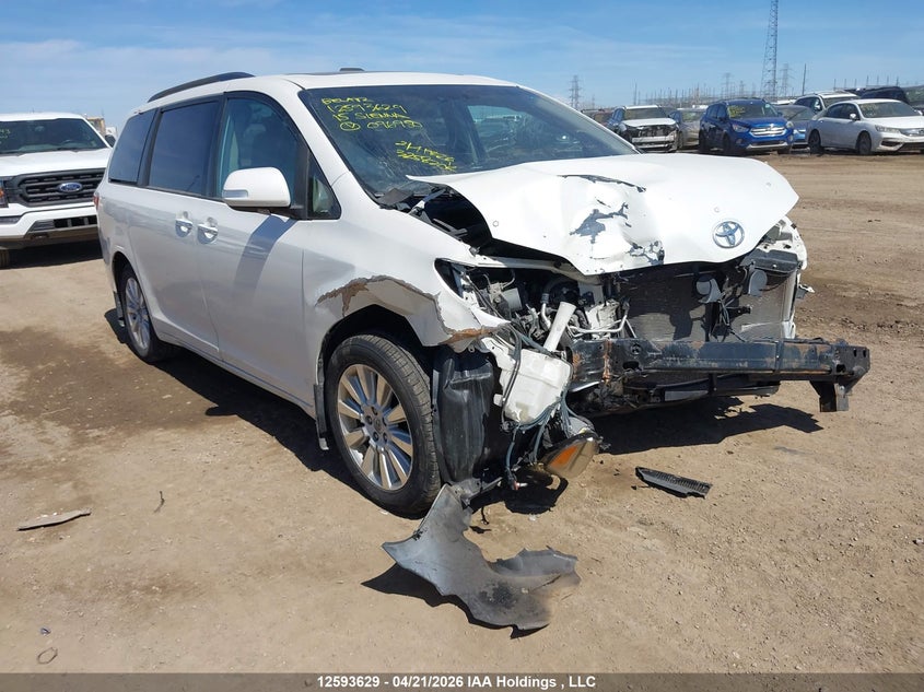 2015 TOYOTA SIENNA XLE 7 PASSENGER