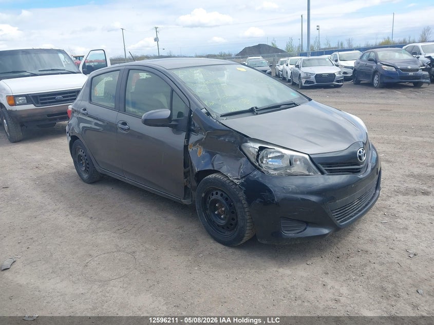2013 TOYOTA YARIS LE