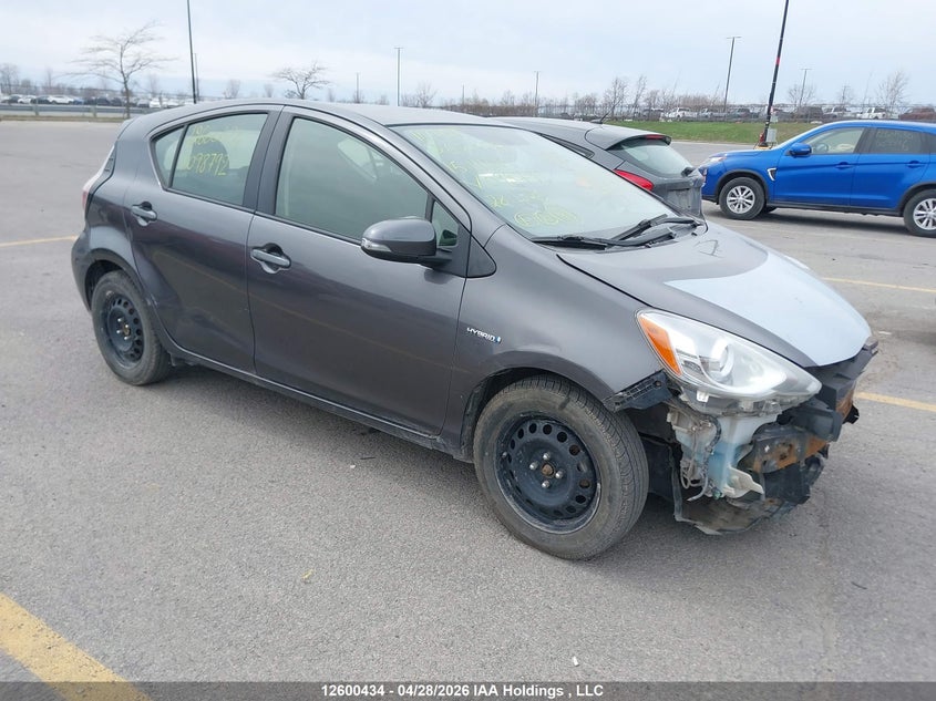 2015 TOYOTA PRIUS