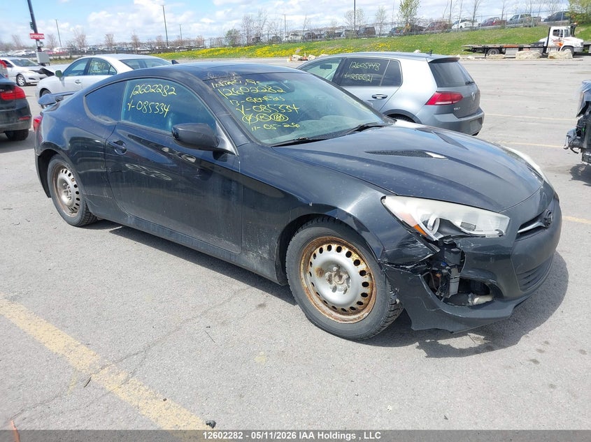 2013 HYUNDAI GENESIS