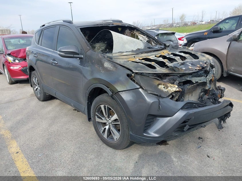 2018 TOYOTA RAV4 LE