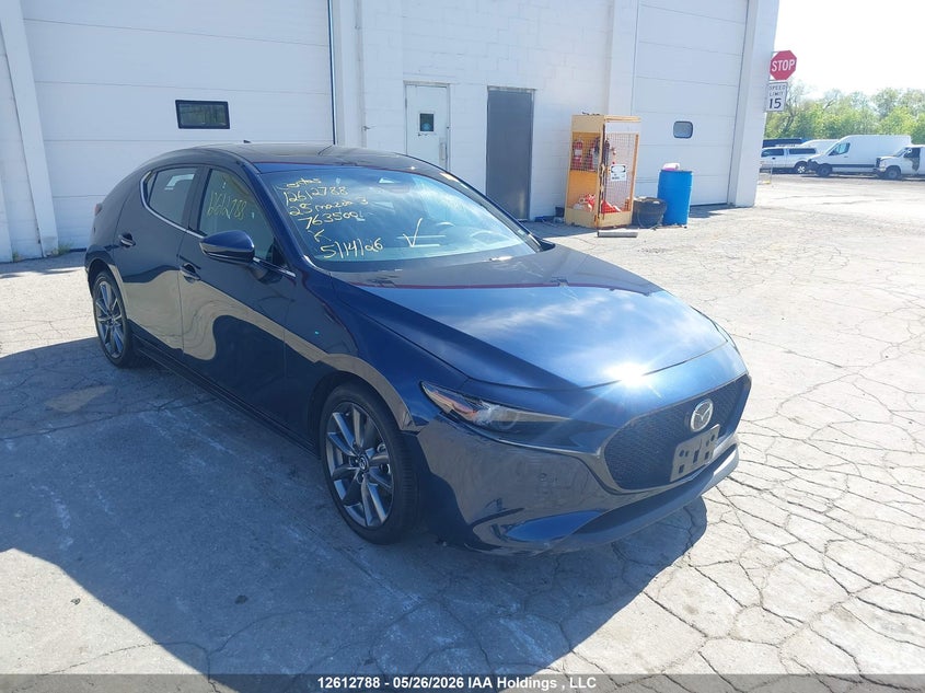 2025 MAZDA 3 PREMIUM