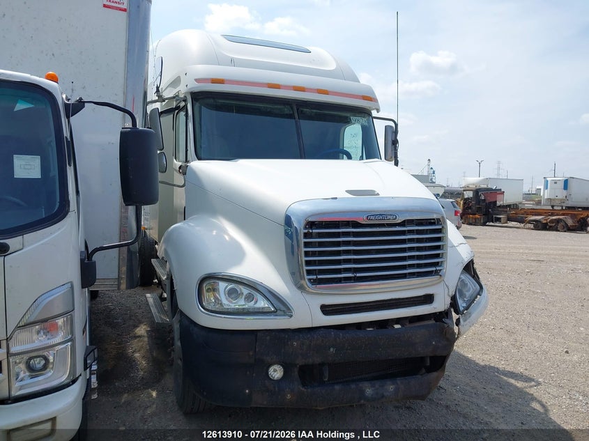 2005 FREIGHTLINER CONVENTIONAL COLUMBIA