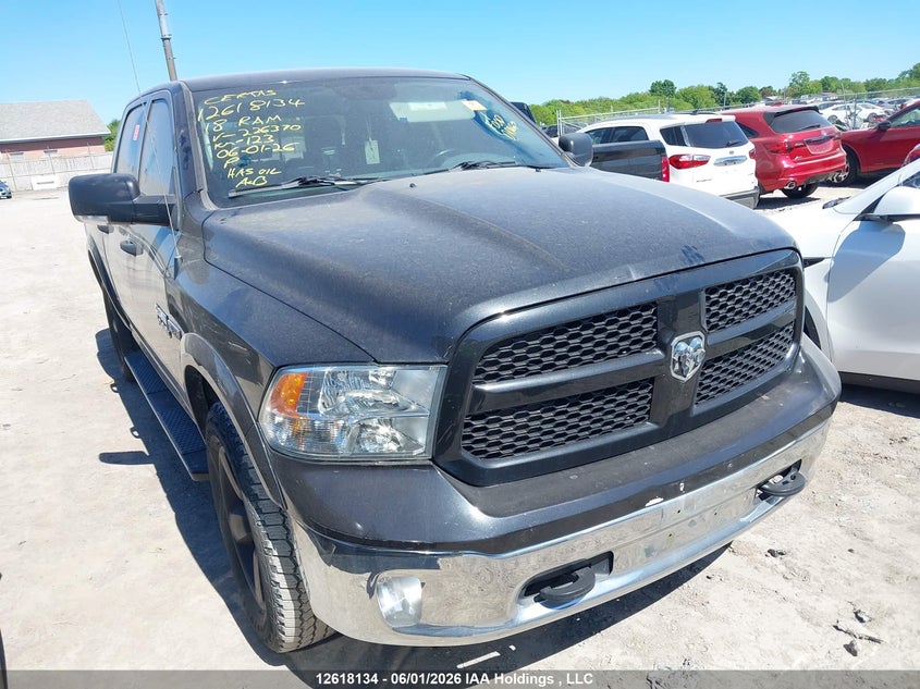 2018 RAM 1500 SLT
