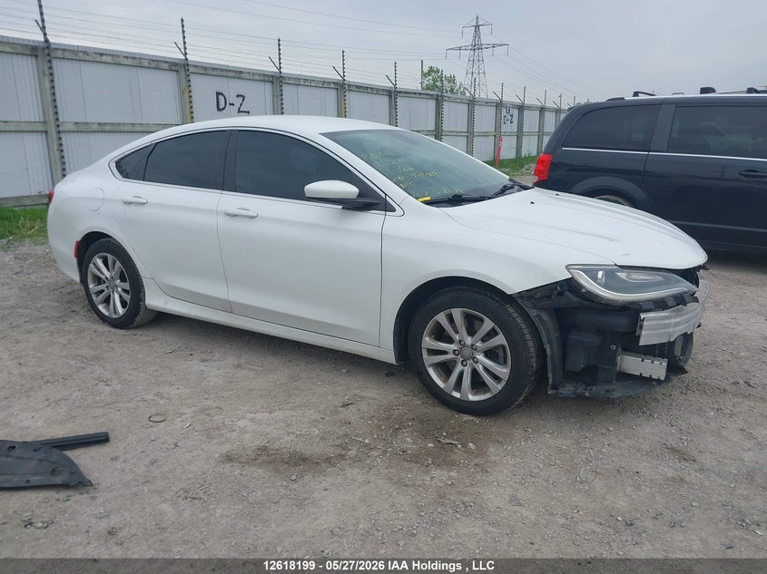 2015 CHRYSLER 200