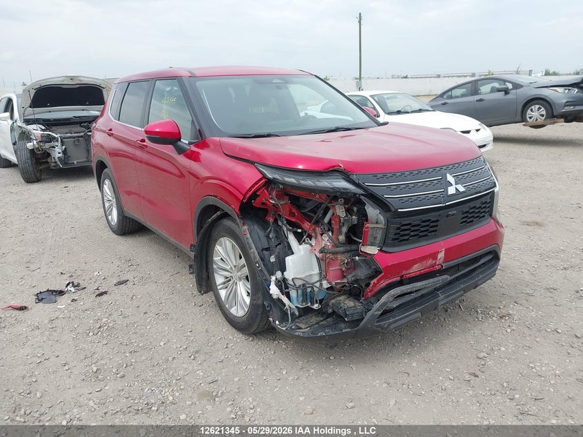 2024 MITSUBISHI OUTLANDER ES