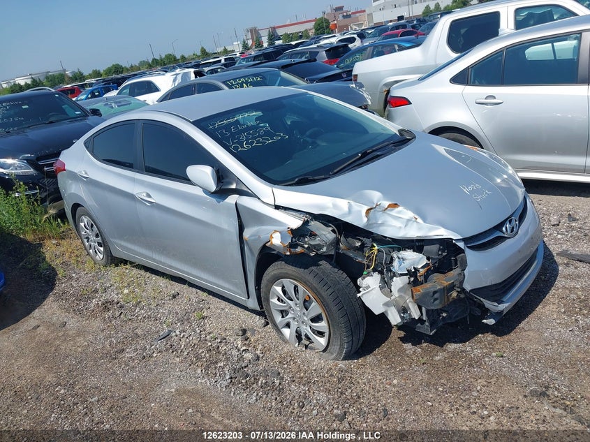 2013 HYUNDAI ELANTRA GL