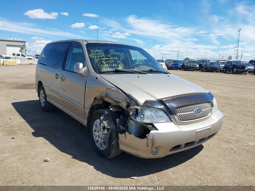 2005 KIA SEDONA LX