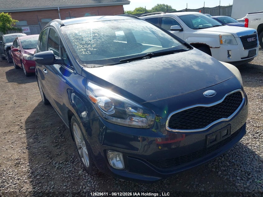 2014 KIA RONDO