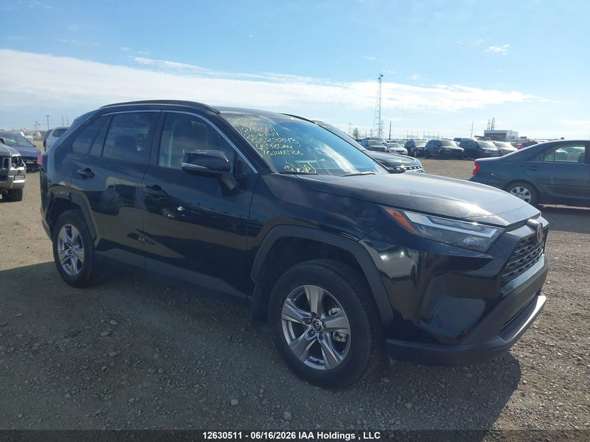 2025 TOYOTA RAV4 XLE/XLE PREMIUM