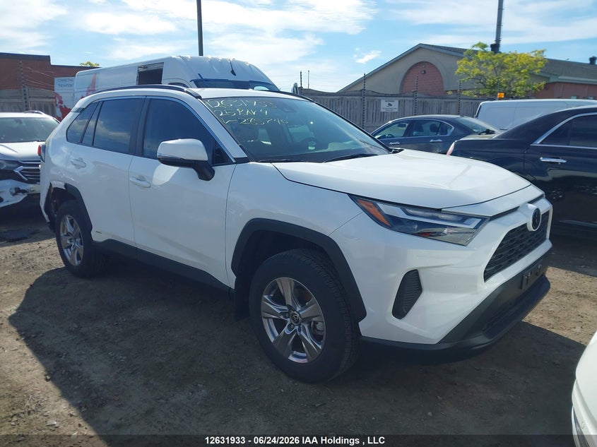 2025 TOYOTA RAV4 HYBRID XLE