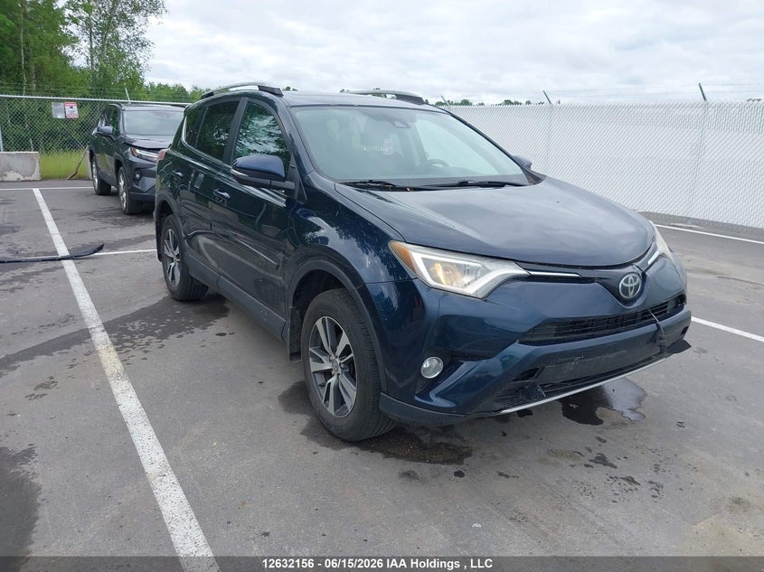 2017 TOYOTA RAV4 XLE