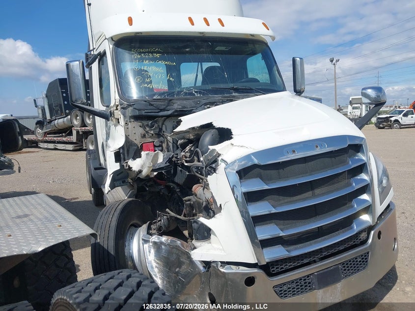 2019 FREIGHTLINER NEW CASCADIA 126