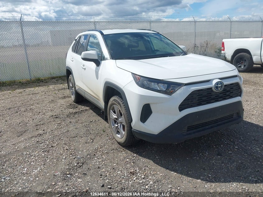 2022 TOYOTA RAV4 LE