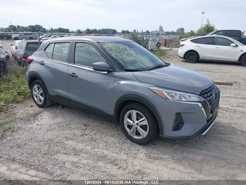 2021 NISSAN KICKS S