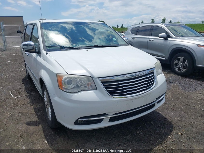 2014 CHRYSLER TOWN & COUNTRY LIMITED