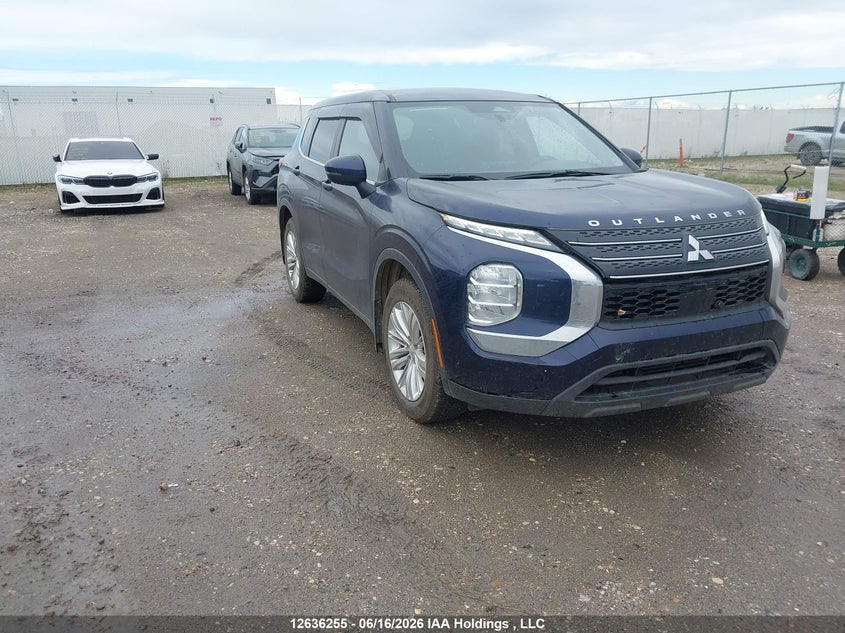 2024 MITSUBISHI OUTLANDER ES