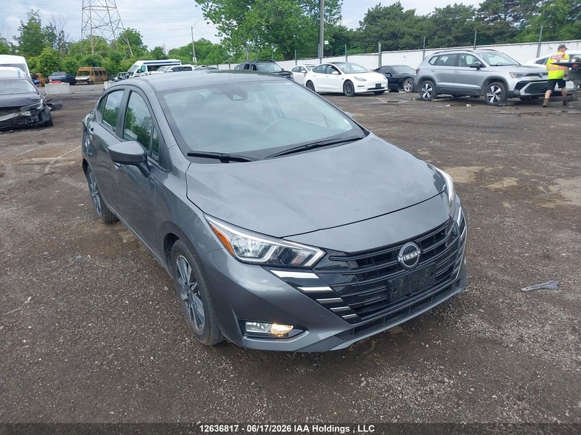2025 NISSAN VERSA SV