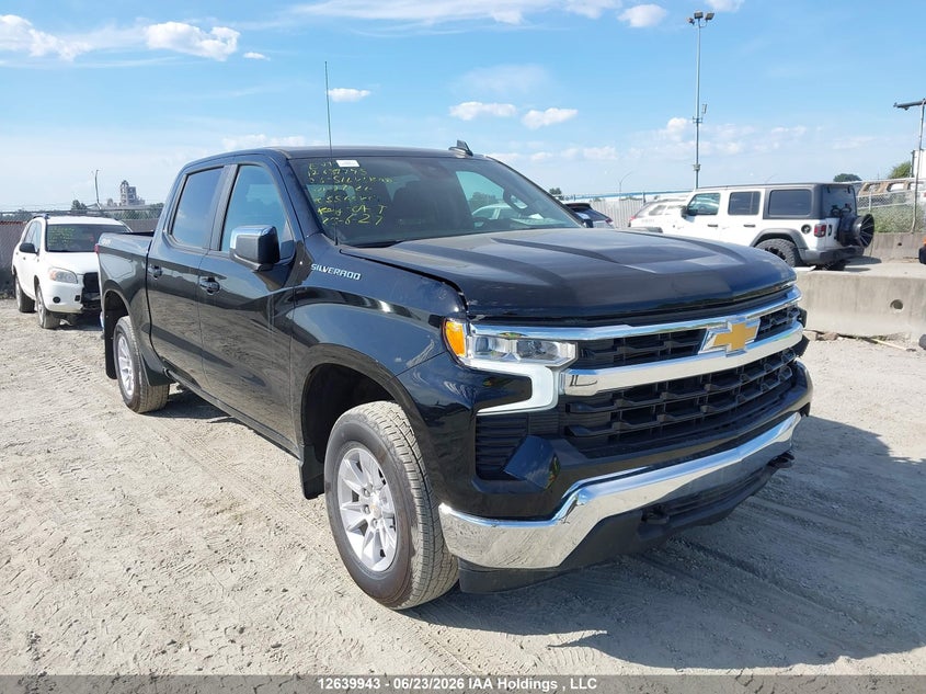 2026 CHEVROLET SILVERADO K1500 LT