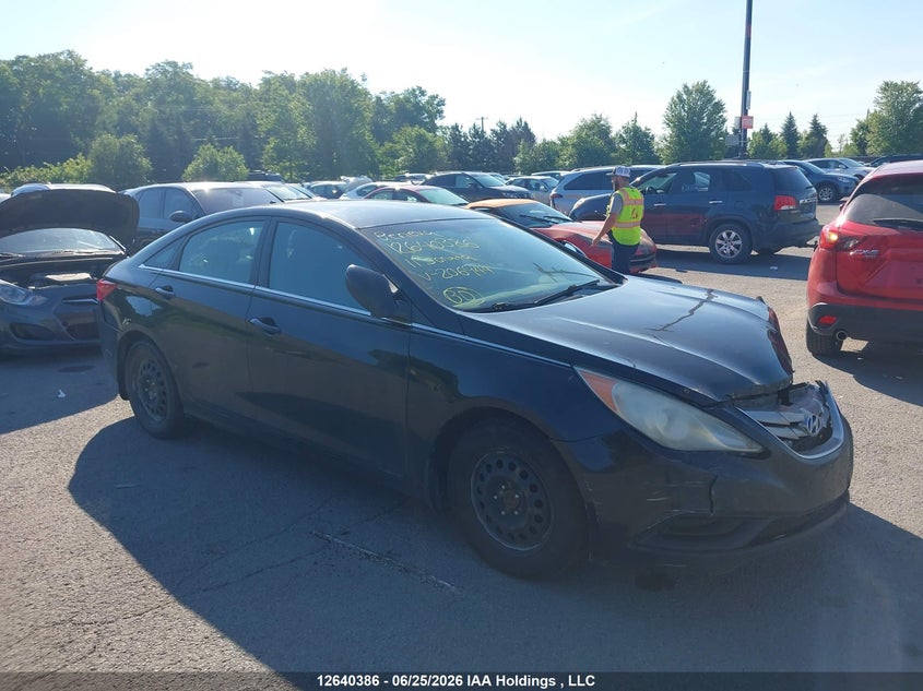 2011 HYUNDAI SONATA GL