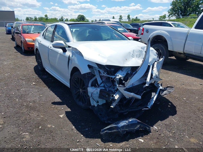2022 TOYOTA CAMRY