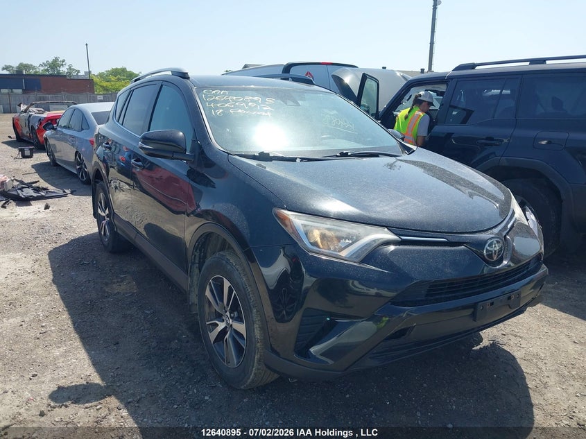 2018 TOYOTA RAV4 LE