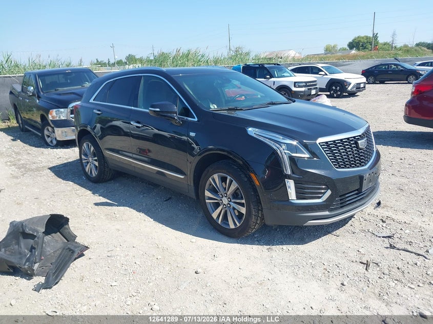 2022 CADILLAC XT5