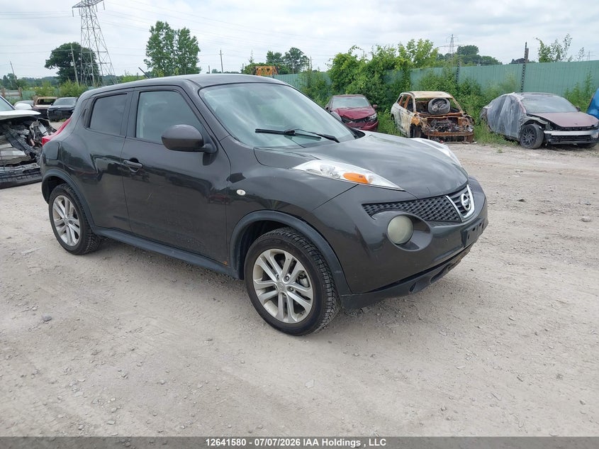 2011 NISSAN JUKE SV