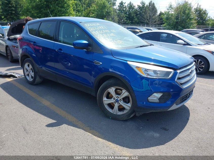 2019 FORD ESCAPE SE