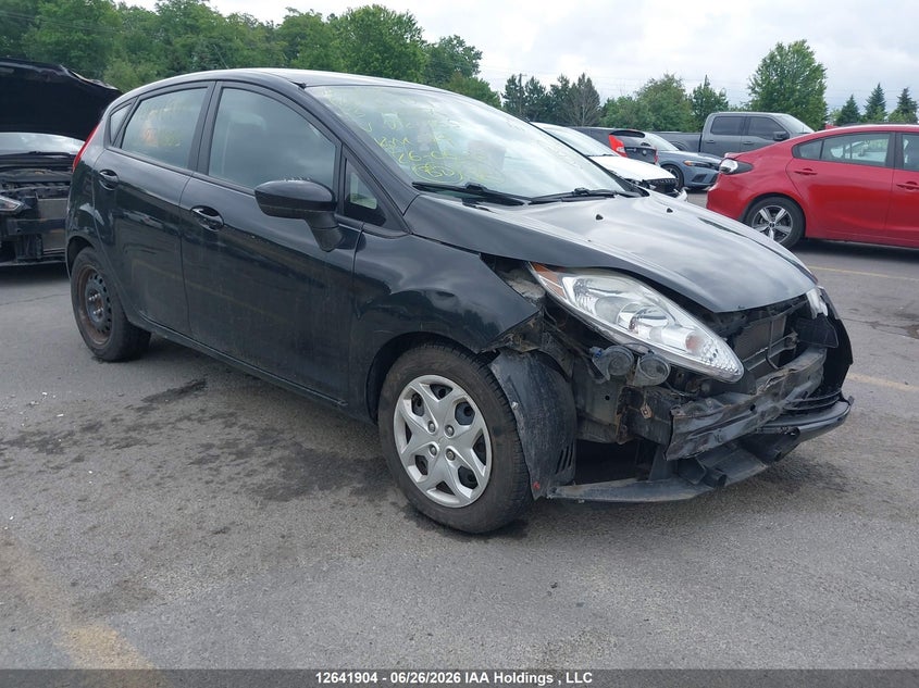 2013 FORD FIESTA SE