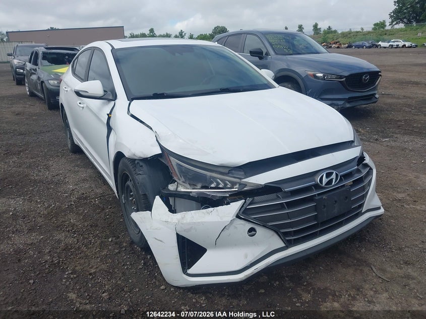 2020 HYUNDAI ELANTRA PREFERRED WITH SUN AND SAFETY PACKAGE AUTO IVT