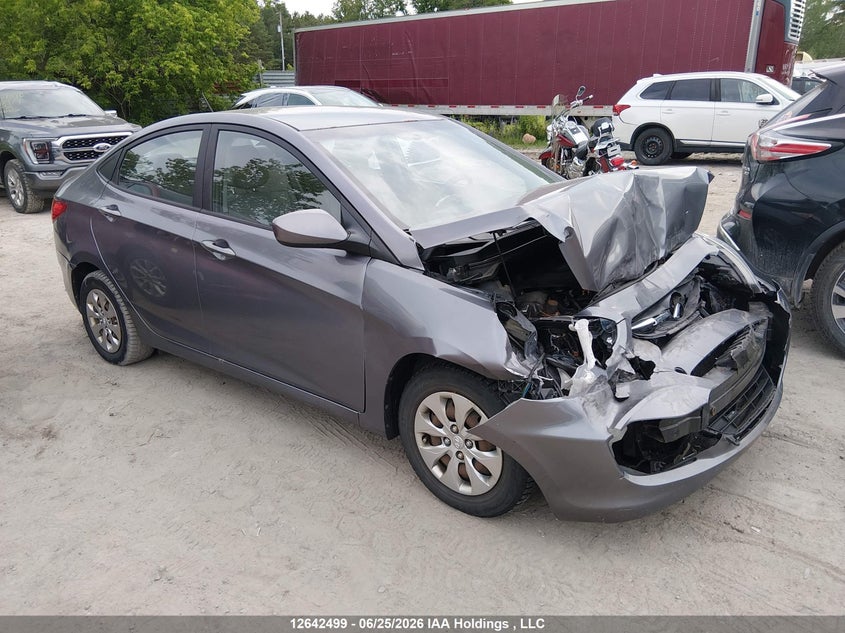 2015 HYUNDAI ACCENT GLS