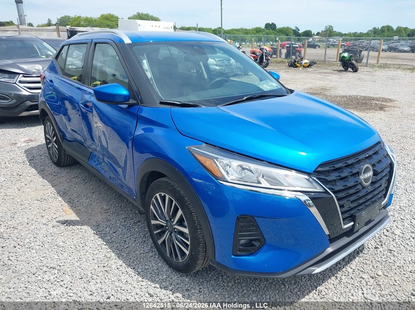 2025 NISSAN KICKS PLAY SV