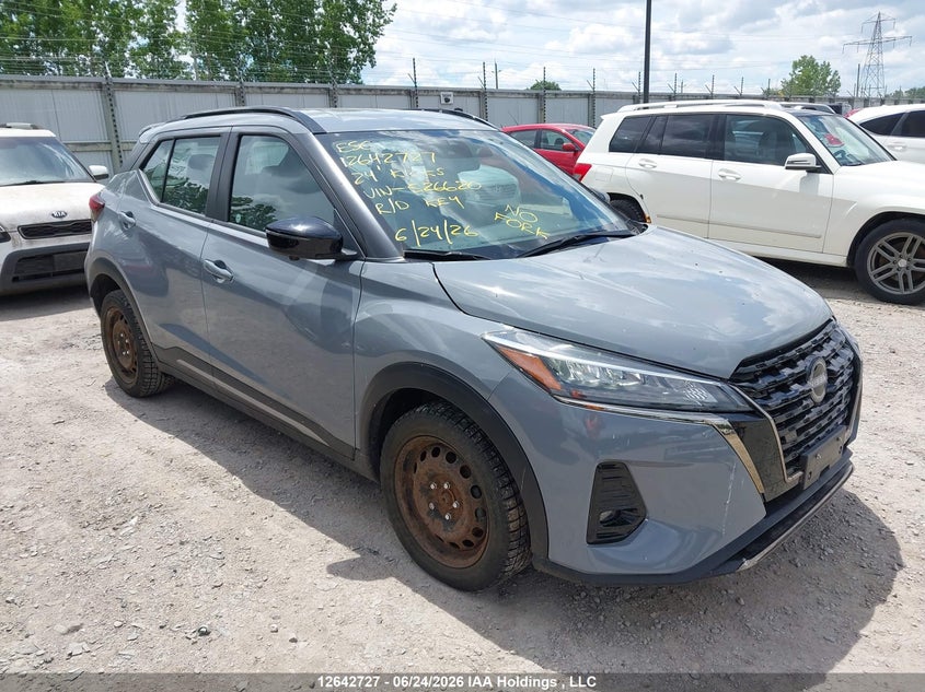 2024 NISSAN KICKS SR