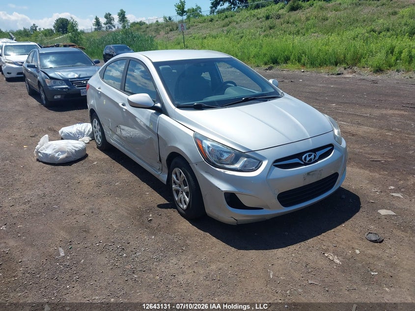 2013 HYUNDAI ACCENT GLS/GS