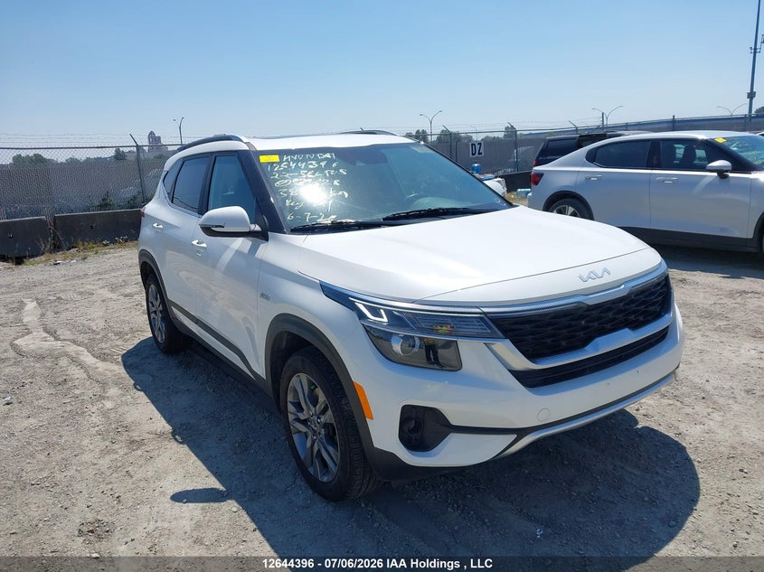 2022 KIA SELTOS S
