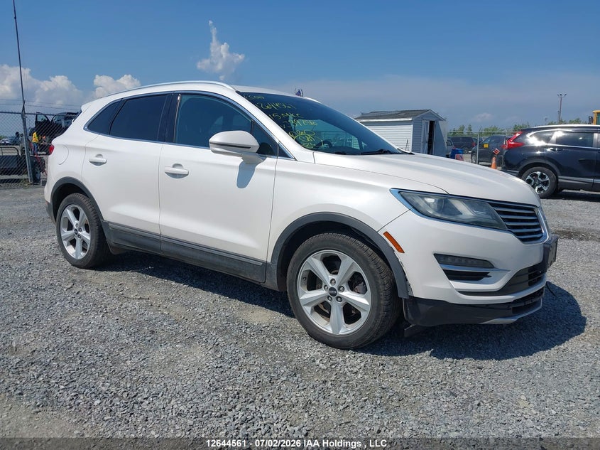 2015 LINCOLN MKC