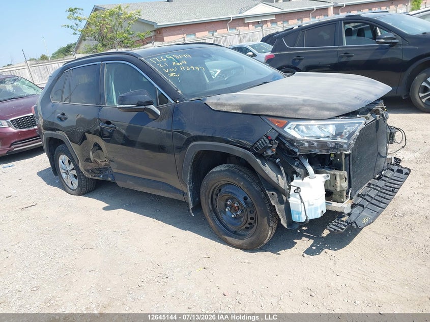 2021 TOYOTA RAV4 XLE