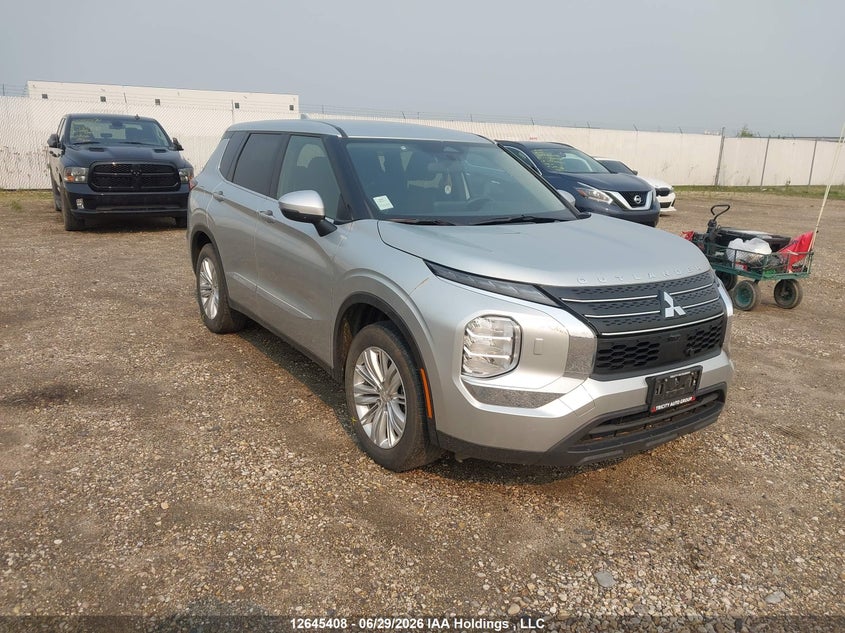 2024 MITSUBISHI OUTLANDER ES
