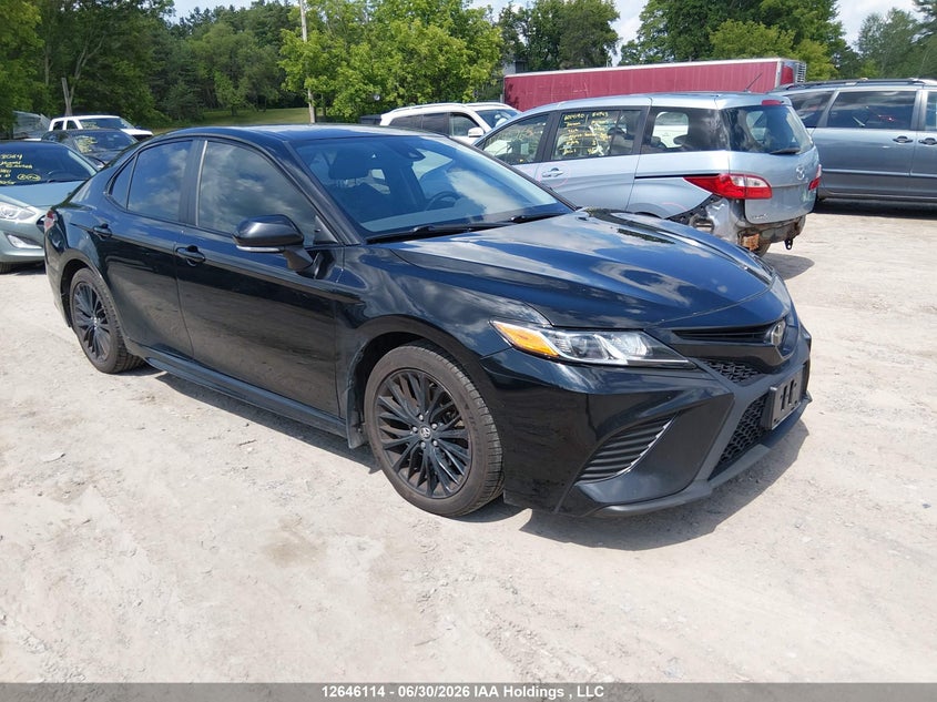 2020 TOYOTA CAMRY SE/SE NIGHT SHADE