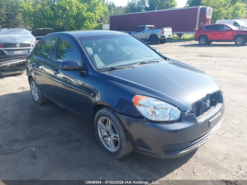 2011 HYUNDAI ACCENT GL